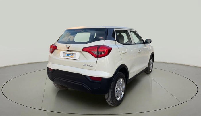 2023 Mahindra XUV300 W4 1.2 PETROL, Petrol, Manual, 11,243 km, Right Back Diagonal