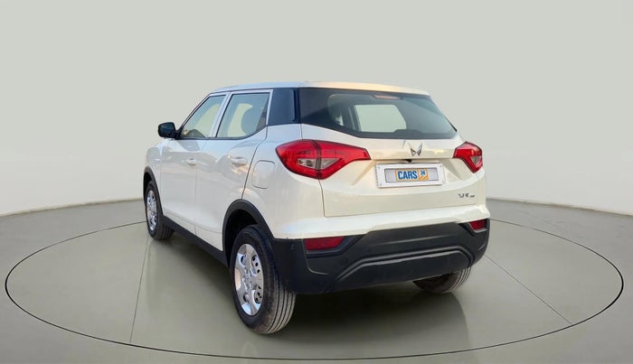 2023 Mahindra XUV300 W4 1.2 PETROL, Petrol, Manual, 11,243 km, Left Back Diagonal