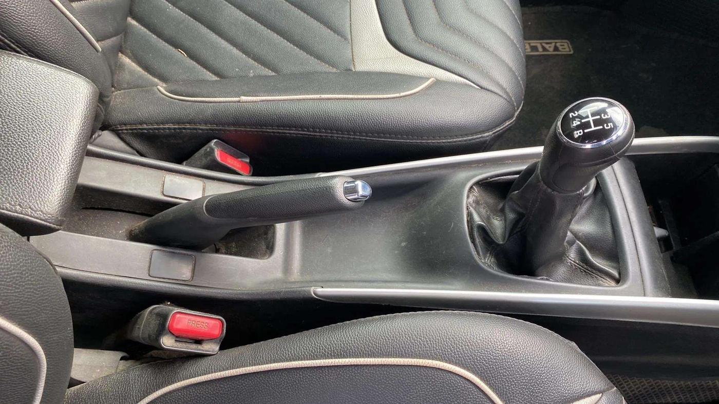 2018 Maruti Baleno ZETA PETROL 1.2, Petrol, Manual, 94,148 km, Gear Lever