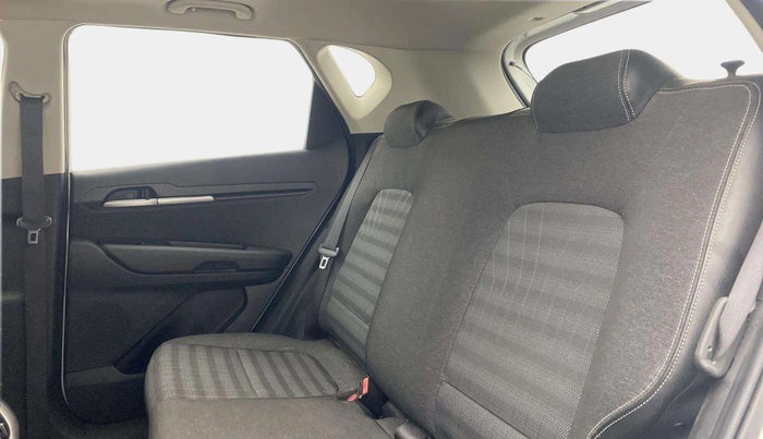 2022 KIA SONET HTK PLUS 1.0 IMT, Petrol, Manual, 38,932 km, Right Side Rear Door Cabin