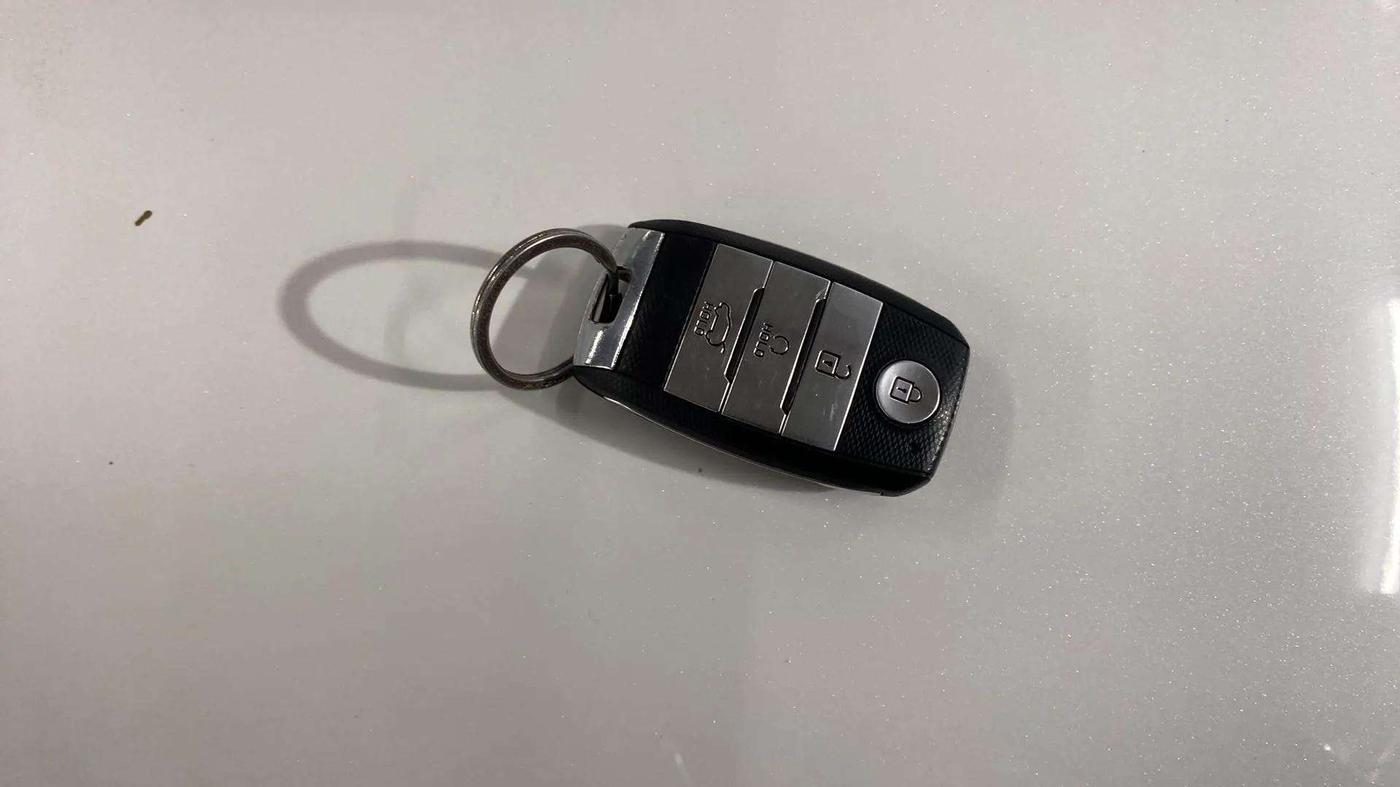 2021 KIA SELTOS HTK PLUS 1.5 IMT, Petrol, Manual, 47,063 km, Key Close Up
