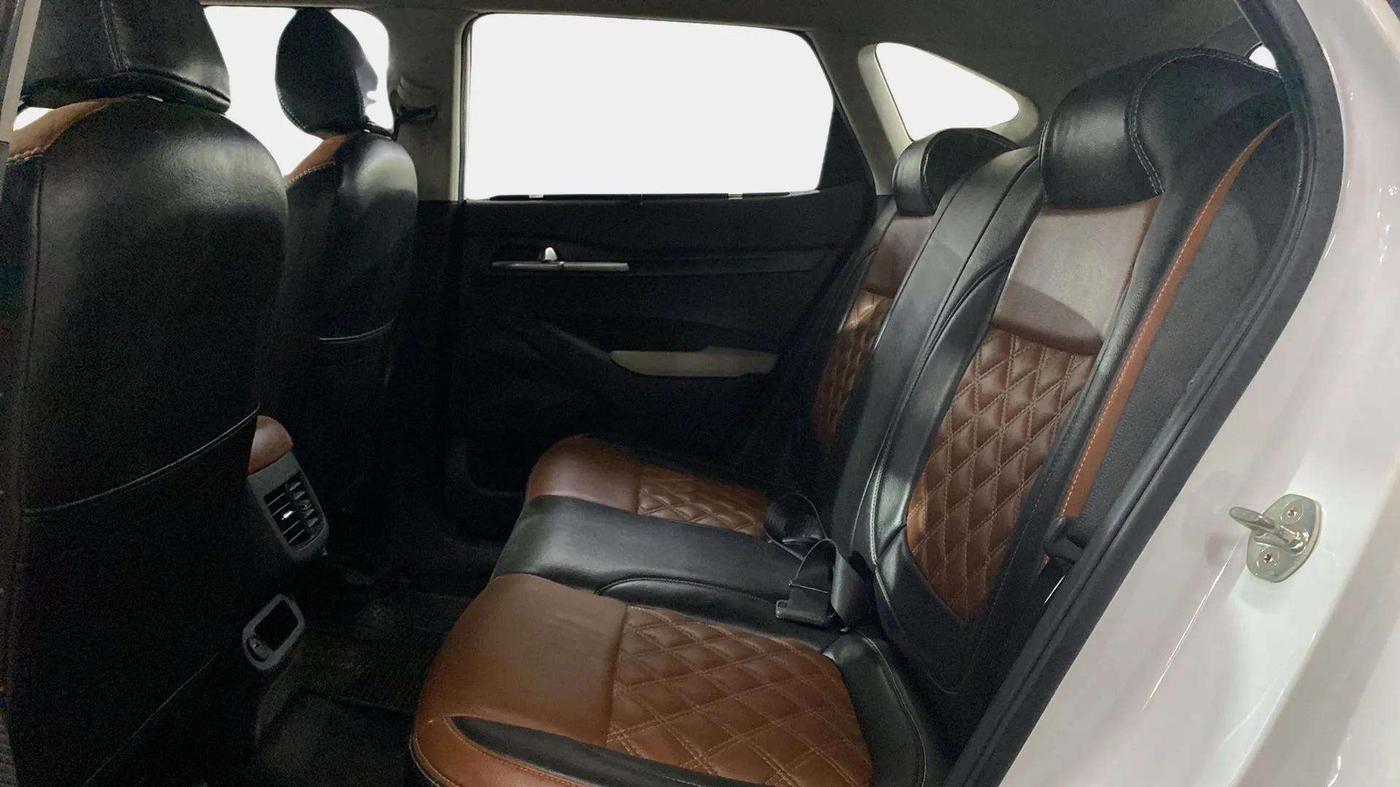 2021 KIA SELTOS HTK PLUS 1.5 IMT, Petrol, Manual, 47,063 km, Right Side Rear Door Cabin