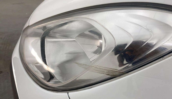 2018 Hyundai NEW SANTRO MAGNA CNG, CNG, Manual, 70,427 km, Left headlight - Minor scratches