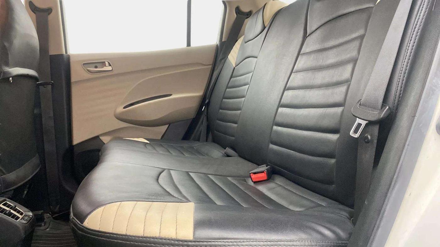 2018 Hyundai NEW SANTRO MAGNA CNG, CNG, Manual, 70,660 km, Right Side Rear Door Cabin