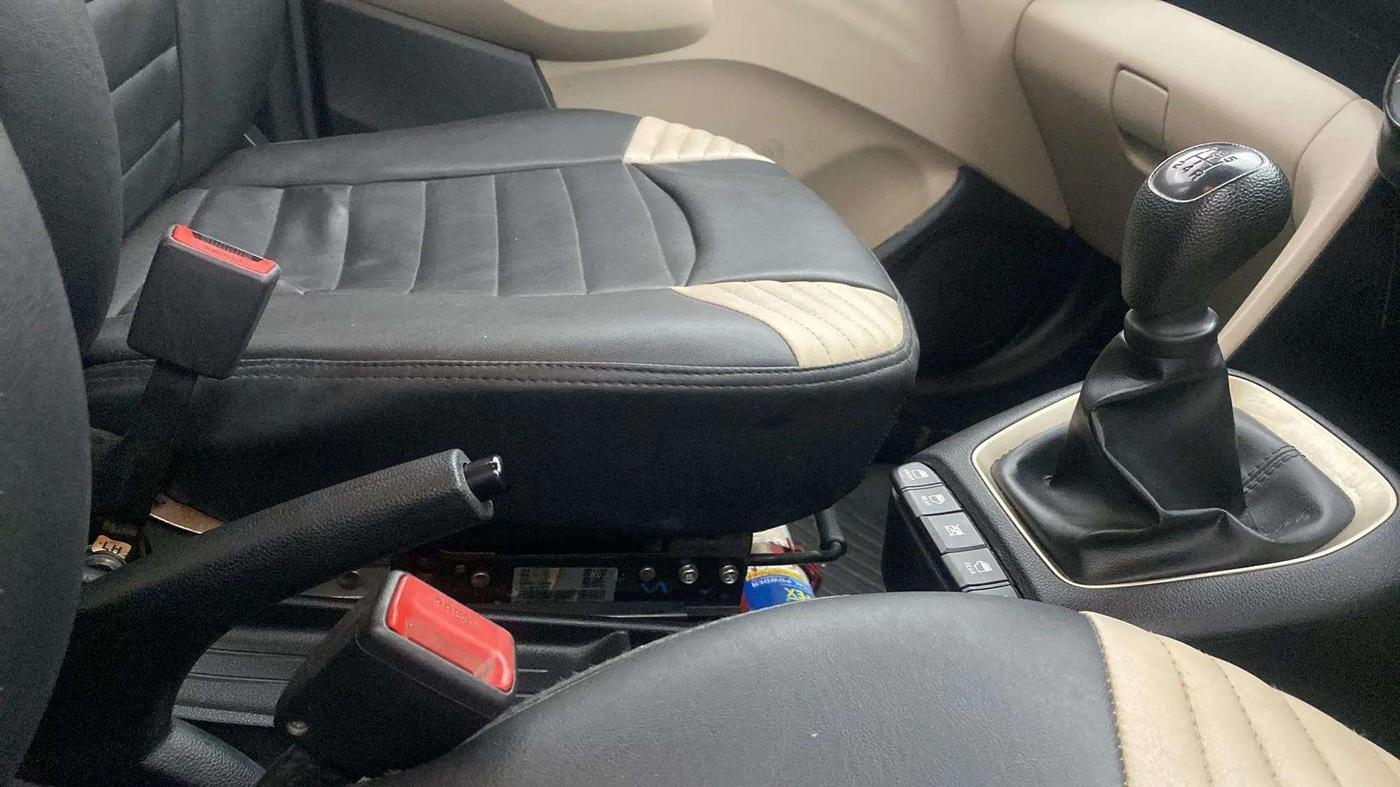 2018 Hyundai NEW SANTRO MAGNA CNG, CNG, Manual, 70,660 km, Gear Lever