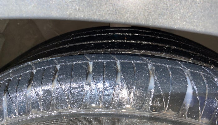2022 KIA SONET HTK PLUS 1.2, Petrol, Manual, 66,706 km, Right Front Tyre Tread