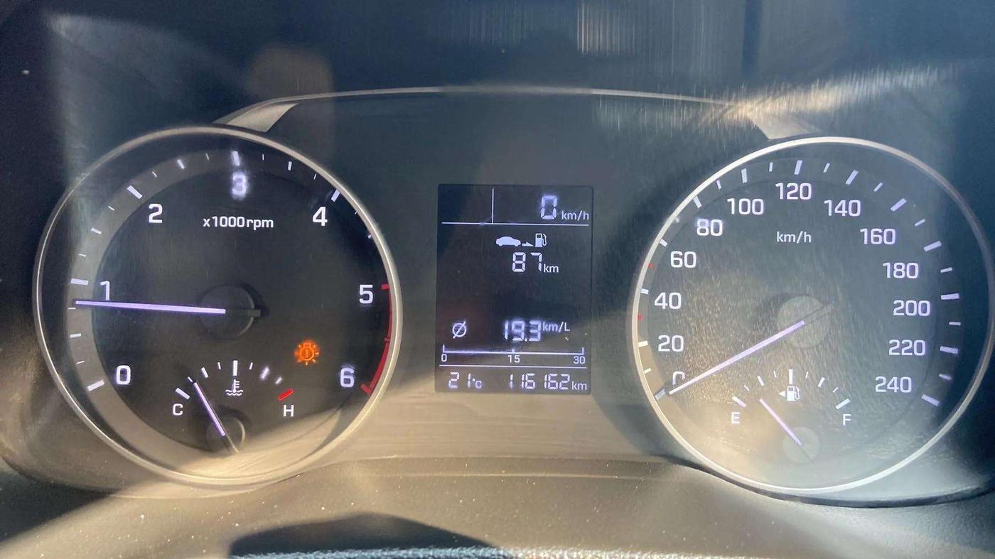 2018 Hyundai New Elantra 1.6 S MT DIESEL, Diesel, Manual, 1,16,143 km, Odometer Image