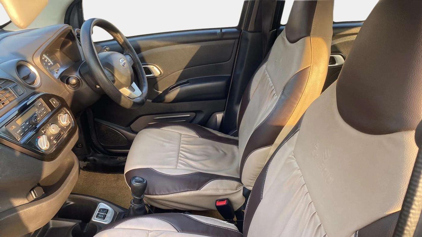 2018 Datsun Redi Go S, Petrol, Manual, 39,708 km, Right Side Front Door Cabin