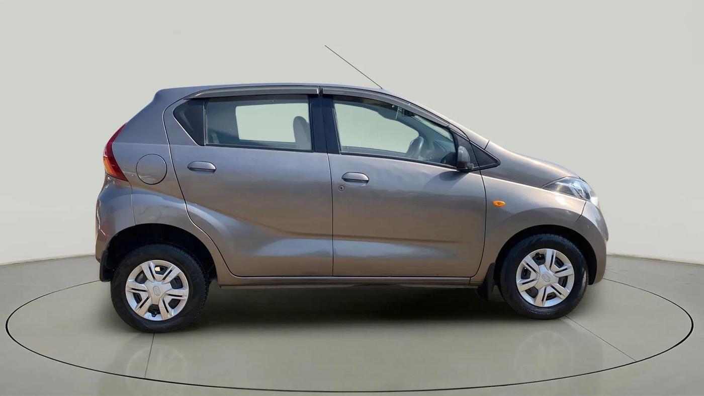 2018 Datsun Redi Go S, Petrol, Manual, 39,708 km, Right Side View