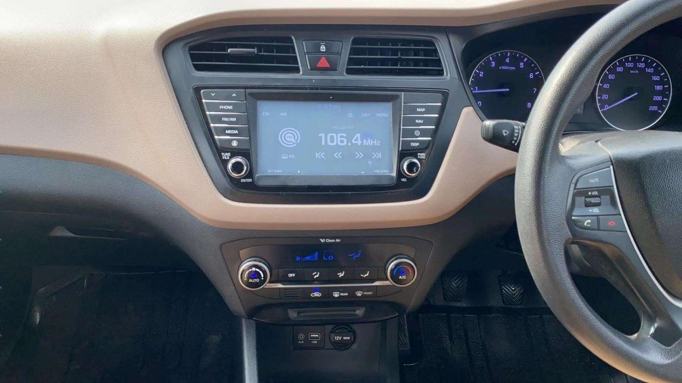 2017 Hyundai Elite i20 ASTA 1.2, Petrol, Manual, 81,882 km, Air Conditioner