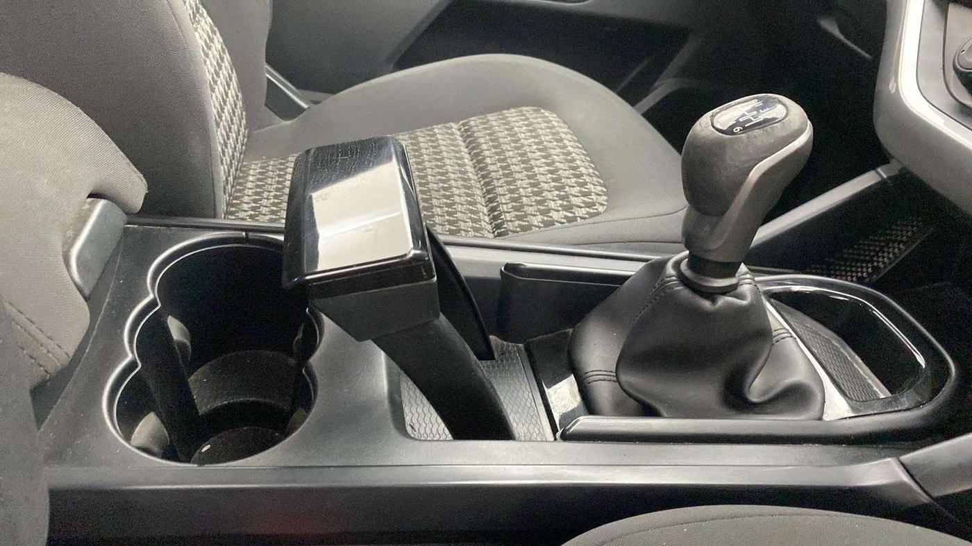 2020 Tata Harrier XM 2.0L KRYOTEC, Diesel, Manual, 34,438 km, Gear Lever