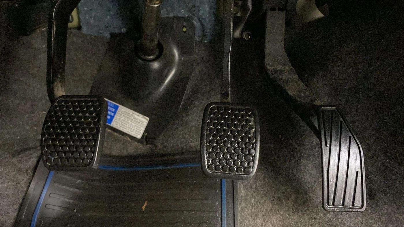 2019 Maruti Alto VXI, Petrol, Manual, 17,280 km, Pedals
