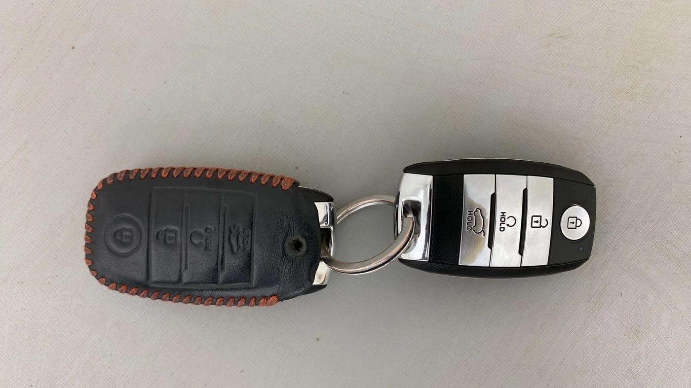 2020 KIA SONET GTX PLUS 1.0 DCT, Petrol, Automatic, 51,620 km, Key Close Up