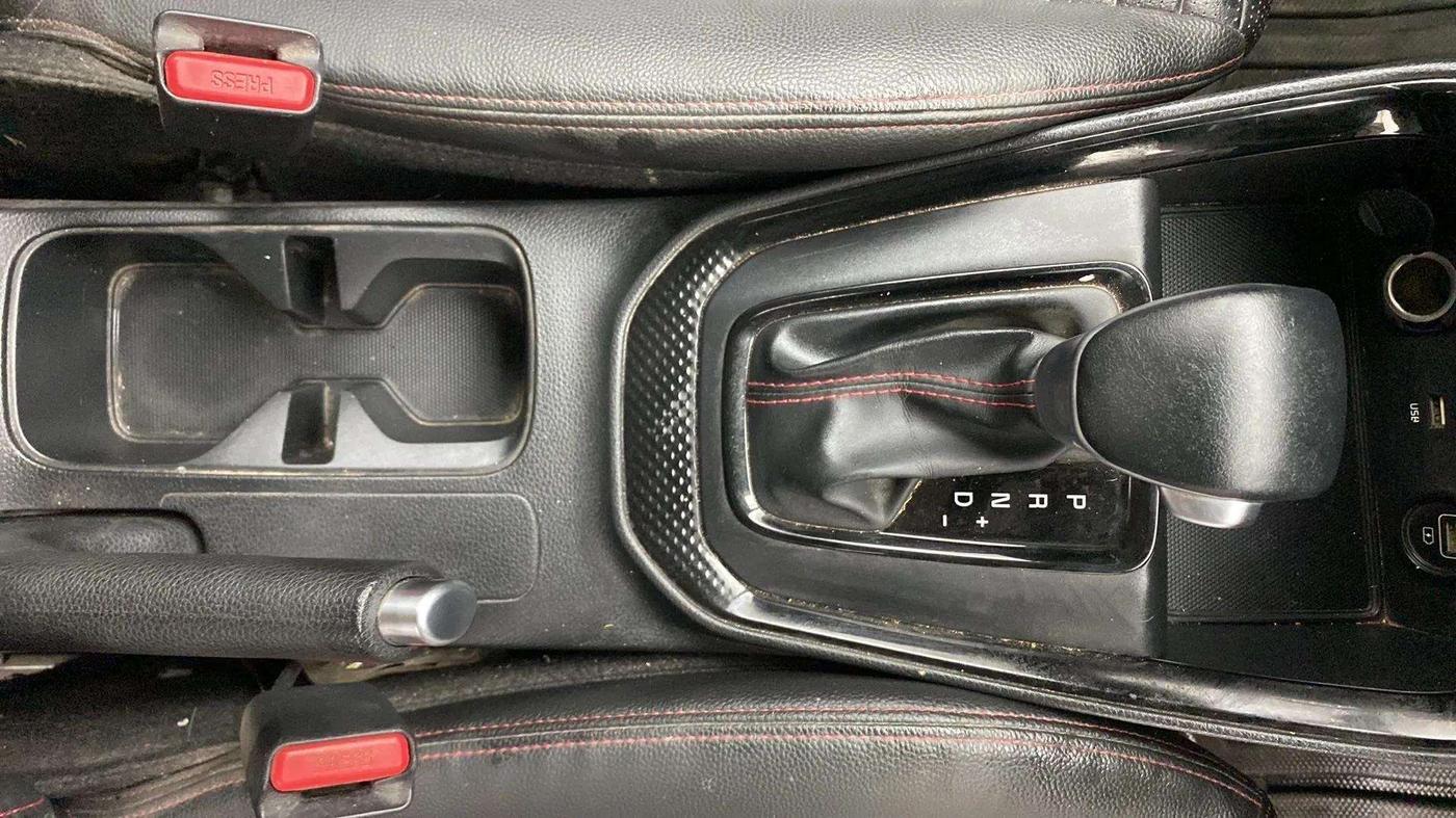 2020 KIA SONET GTX PLUS 1.0 DCT, Petrol, Automatic, 51,620 km, Gear Lever