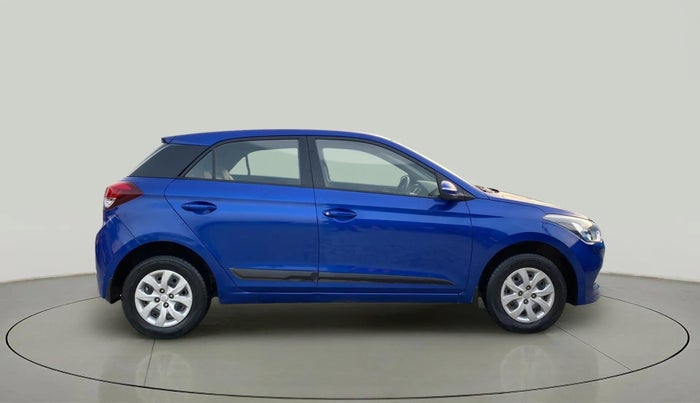2016 Hyundai Elite i20 SPORTZ 1.2, Petrol, Manual, 38,776 km, Right Side View