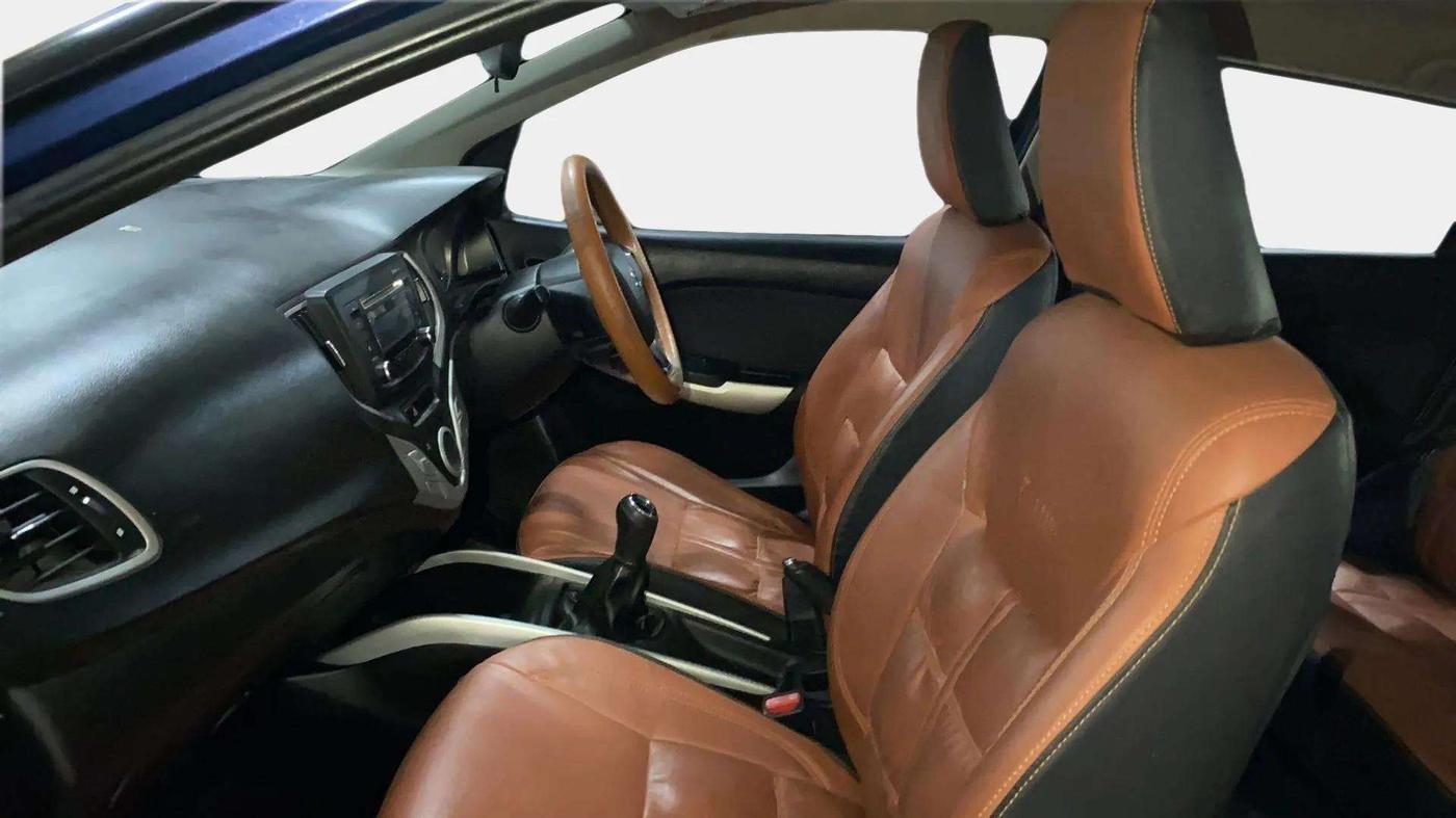 2018 Maruti Baleno DELTA PETROL 1.2, Petrol, Manual, 99,585 km, Right Side Front Door Cabin