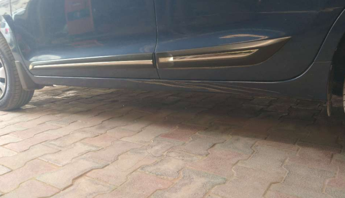 2018 Maruti Baleno DELTA PETROL 1.2, Petrol, Manual, 99,577 km, Left running board - Slightly dented