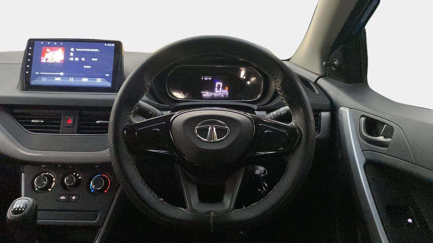 2020 Tata NEXON XE PETROL, Petrol, Manual, 40,370 km, Steering Wheel Close Up