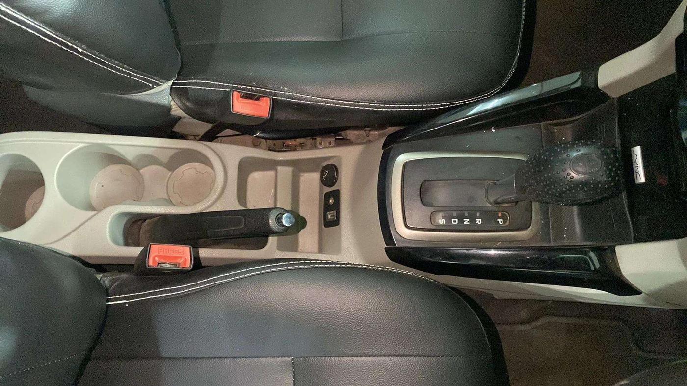 2017 Ford Ecosport TITANIUM 1.5L PETROL AT, Petrol, Automatic, 53,021 km, Gear Lever