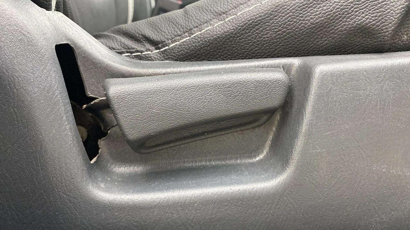 2017 Maruti Alto K10 VXI, Petrol, Manual, 57,973 km, Driver Side Adjustment Panel