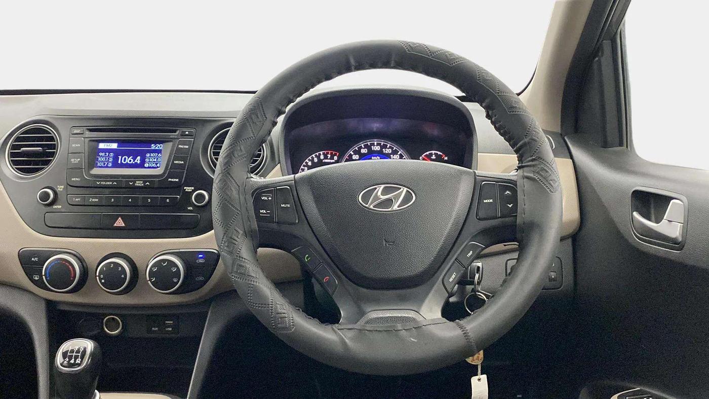 2016 Hyundai Grand i10 SPORTZ 1.2 KAPPA VTVT, Petrol, Manual, 79,712 km, Steering Wheel Close Up