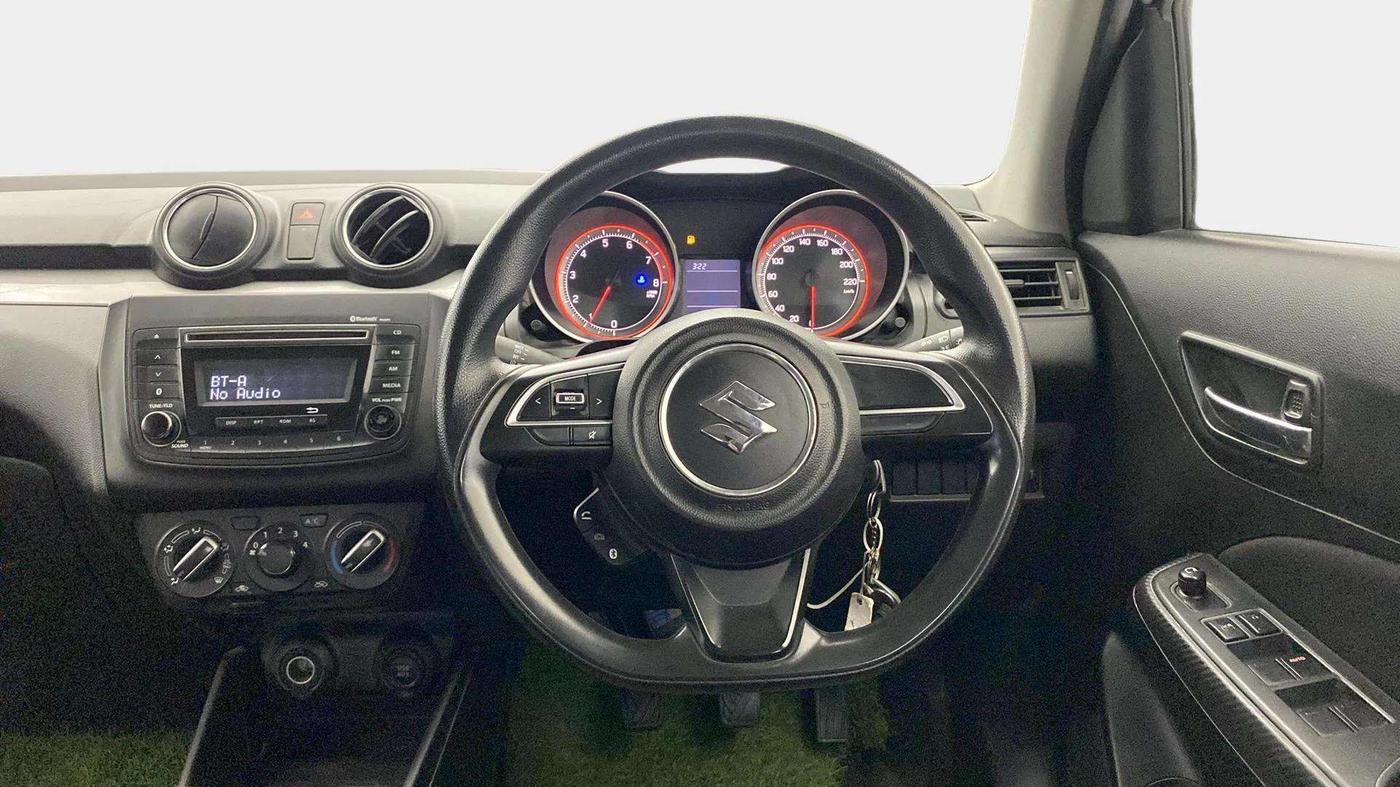 2018 Maruti Swift VXI, Petrol, Manual, 32,499 km, Steering Wheel Close Up