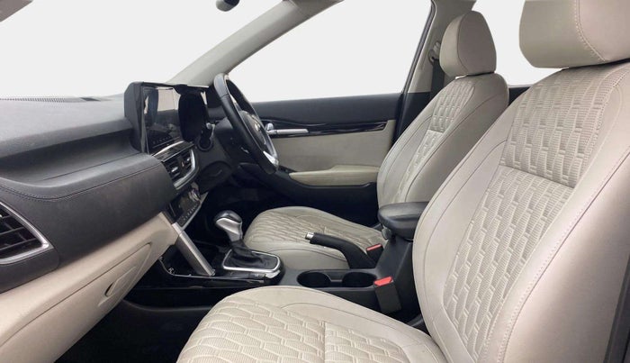 2021 KIA SELTOS HTX IVT 1.5 PETROL, Petrol, Automatic, 27,372 km, Right Side Front Door Cabin