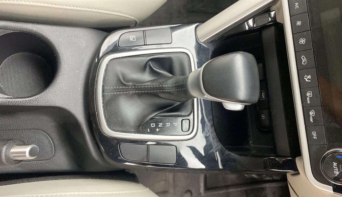 2021 KIA SELTOS HTX IVT 1.5 PETROL, Petrol, Automatic, 27,372 km, Gear Lever
