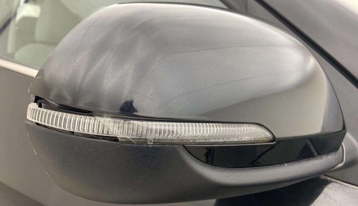 2021 KIA SELTOS HTX IVT 1.5 PETROL, Petrol, Automatic, 27,372 km, Right rear-view mirror - Indicator light has minor damage