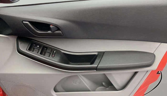 2021 Tata Tiago XT (O) PETROL, Petrol, Manual, 46,377 km, Driver Side Door Panels Control