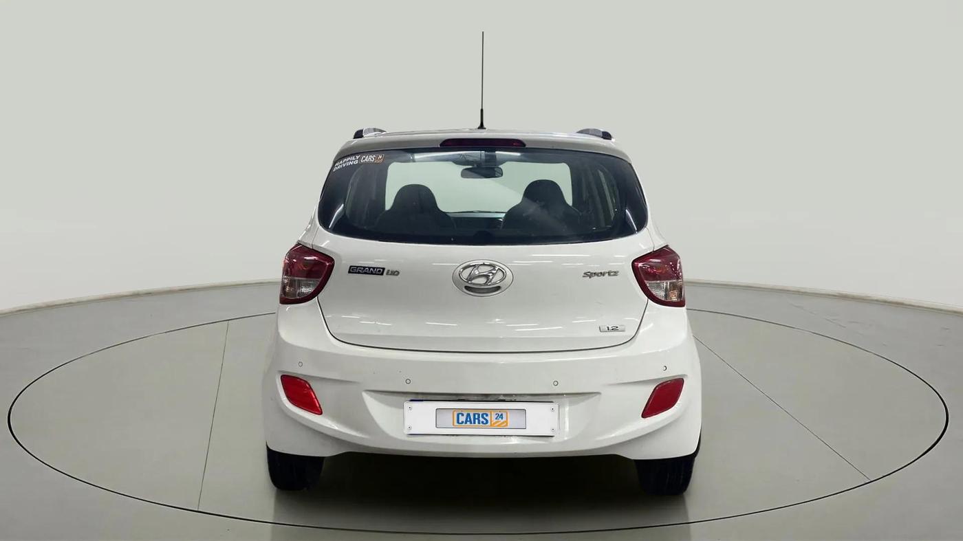 2015 Hyundai Grand i10 SPORTZ 1.2 KAPPA VTVT, Petrol, Manual, 64,321 km, Back/Rear