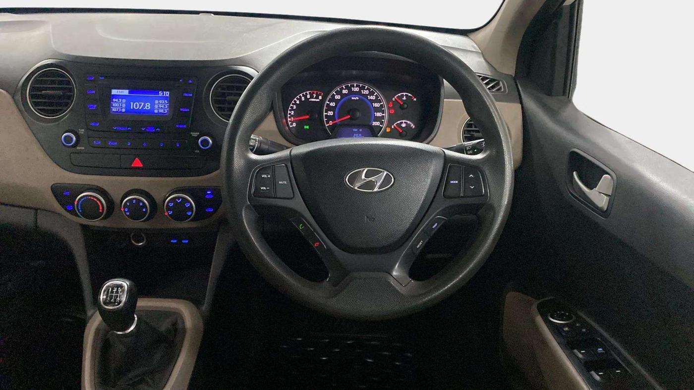 2015 Hyundai Grand i10 SPORTZ 1.2 KAPPA VTVT, Petrol, Manual, 64,321 km, Steering Wheel Close Up