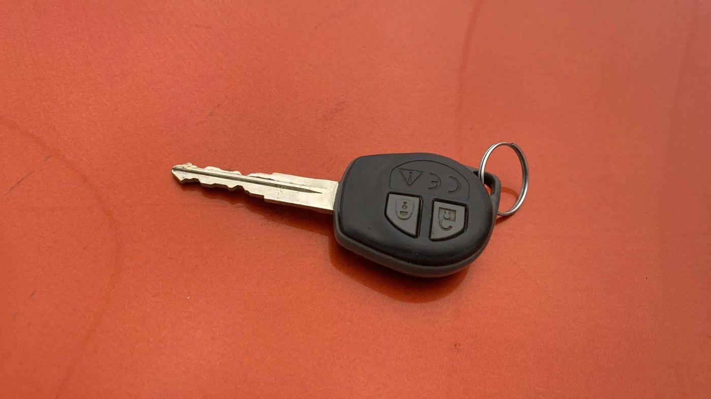 2018 Maruti Swift VXI, Petrol, Manual, 9,700 km, Key Close Up