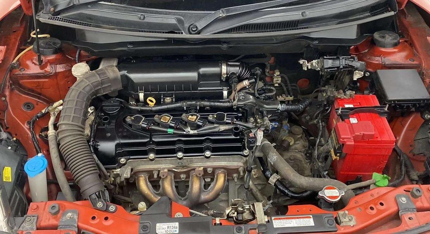 2018 Maruti Swift VXI, Petrol, Manual, 9,700 km, Open Bonet