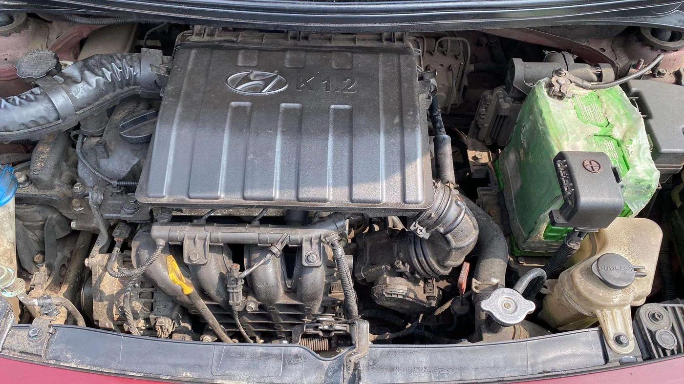 2016 Hyundai Grand i10 ASTA (O) AT 1.2 KAPPA VTVT, Petrol, Automatic, 33,114 km, Engine View