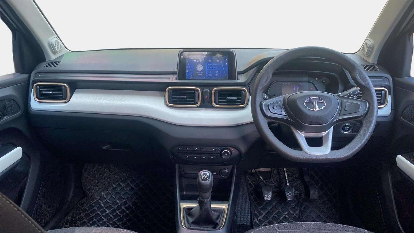 2023 Tata PUNCH ACCOMPLISHED MT CNG, CNG, Manual, 34,564 km, Dashboard