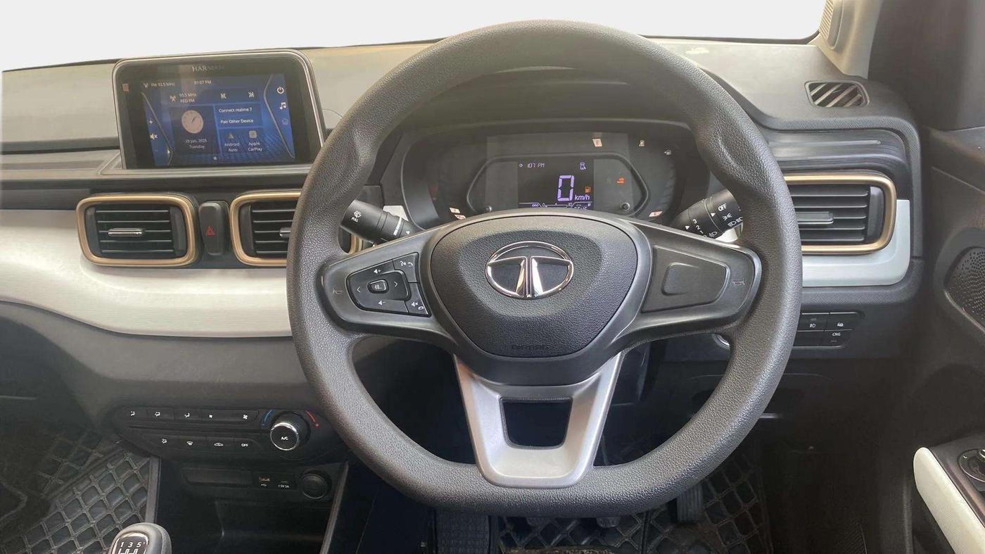 2023 Tata PUNCH ACCOMPLISHED MT CNG, CNG, Manual, 34,564 km, Steering Wheel Close Up