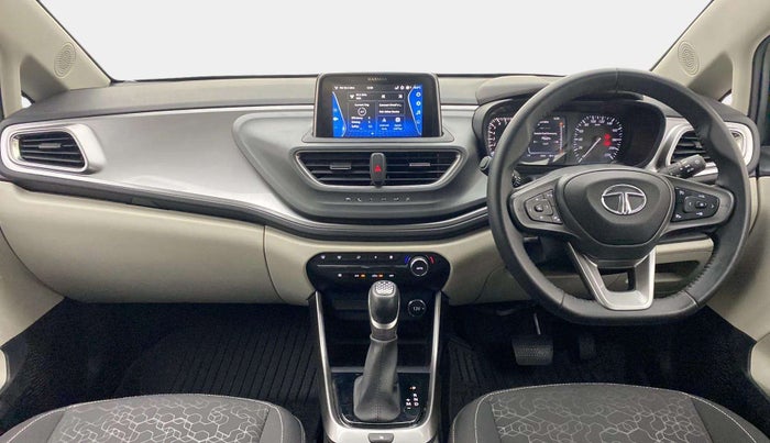 2023 Tata ALTROZ XZA + SUNROOF, Petrol, Automatic, 1,902 km, Dashboard