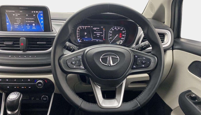 2023 Tata ALTROZ XZA + SUNROOF, Petrol, Automatic, 1,902 km, Steering Wheel Close Up