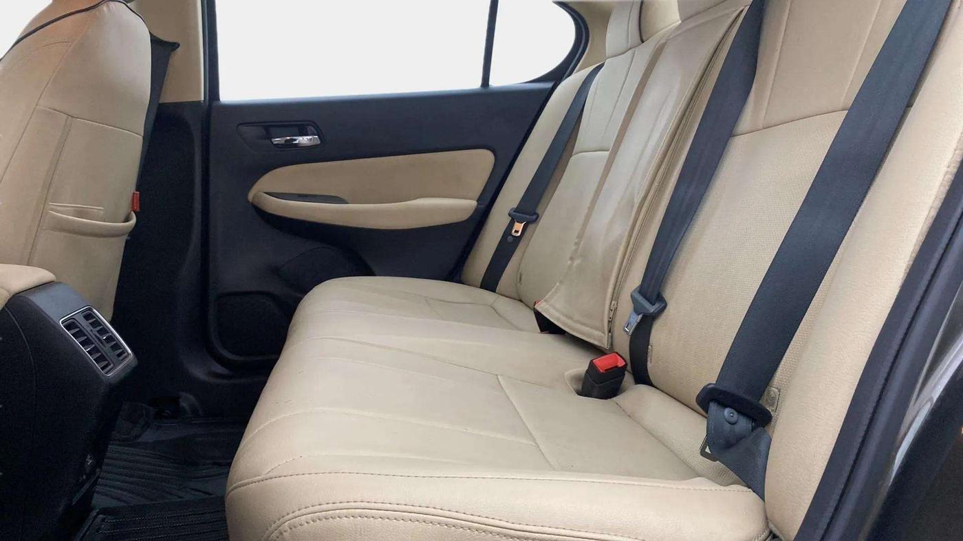 2021 Honda City 1.5L I-VTEC V MT 5TH GEN, Petrol, Manual, 30,277 km, Right Side Rear Door Cabin