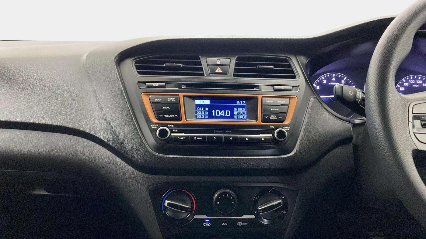 2015 Hyundai i20 Active 1.2 S, Petrol, Manual, 58,486 km, Air Conditioner