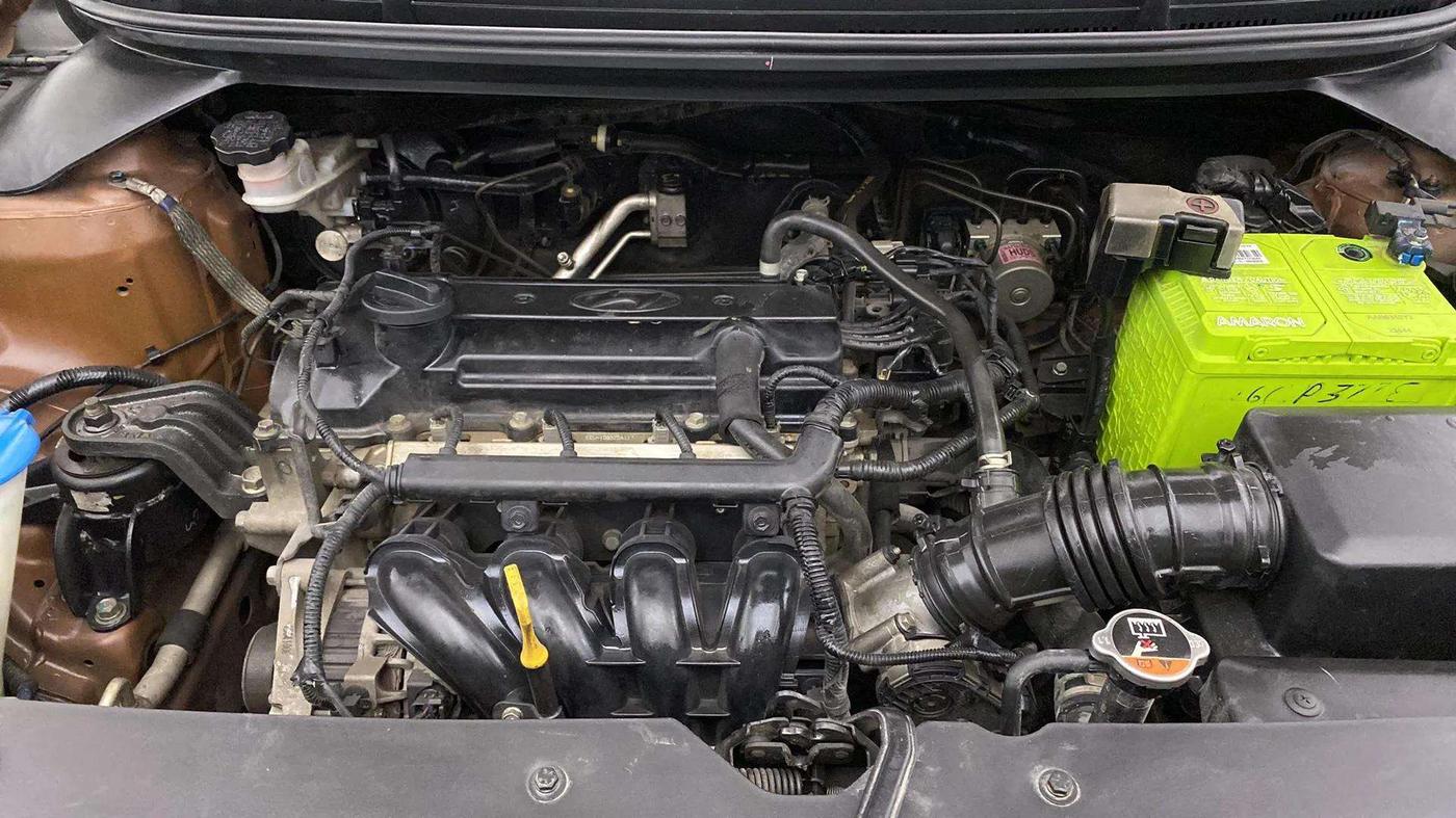 2015 Hyundai i20 Active 1.2 S, Petrol, Manual, 58,486 km, Engine View