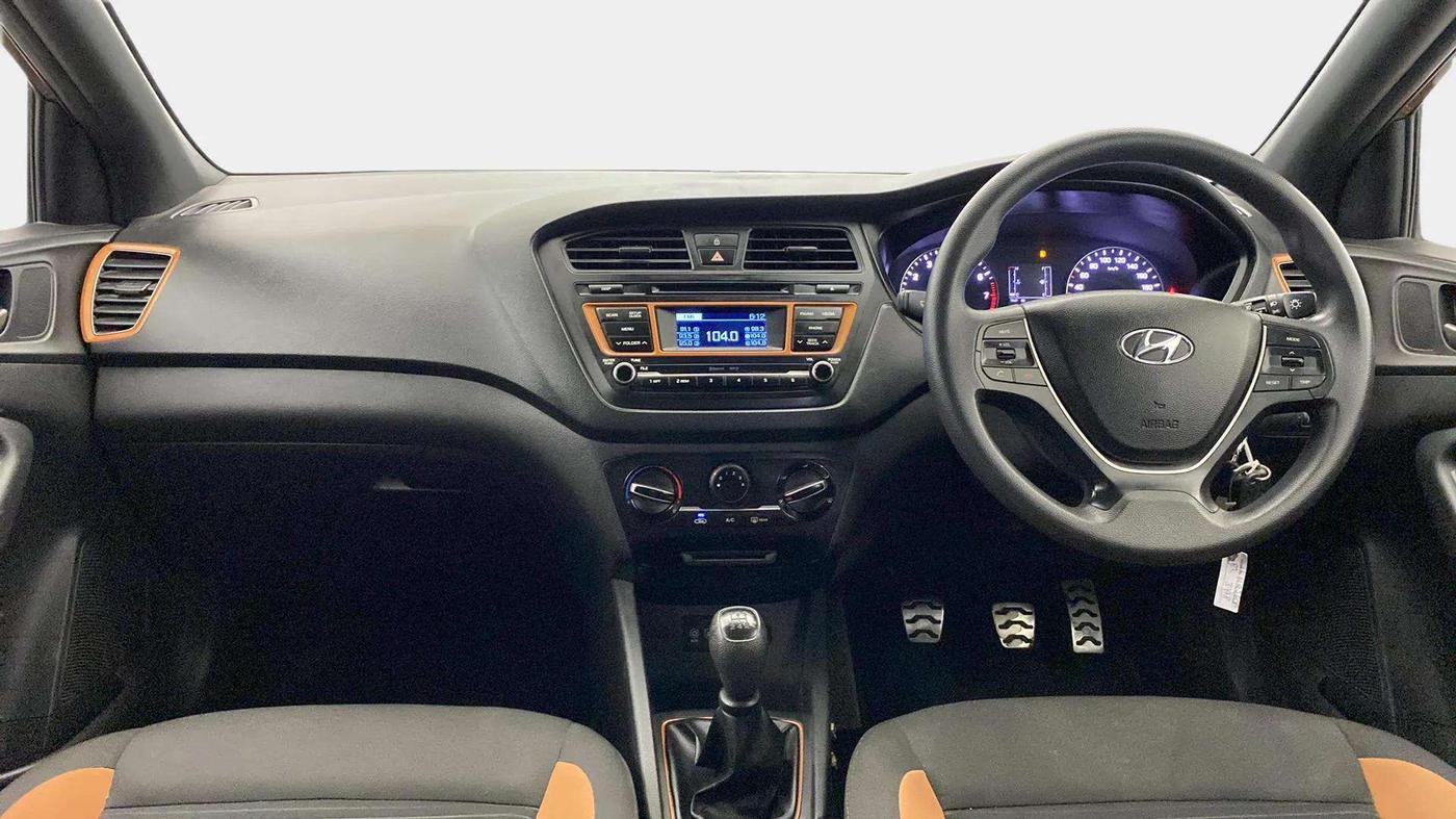 2015 Hyundai i20 Active 1.2 S, Petrol, Manual, 58,486 km, Dashboard
