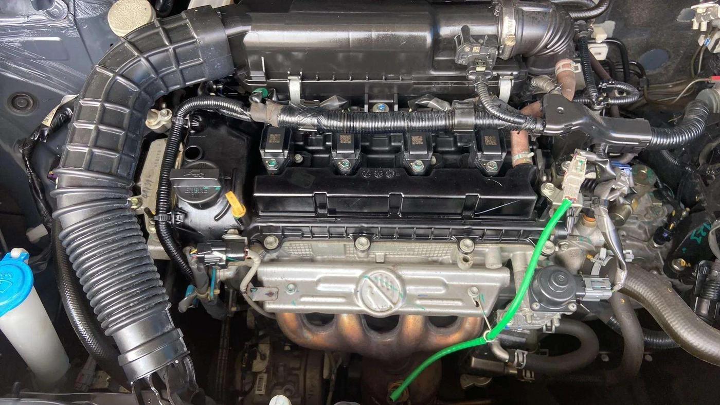 2022 Maruti Swift VXI, Petrol, Manual, 25,426 km, Open Bonet