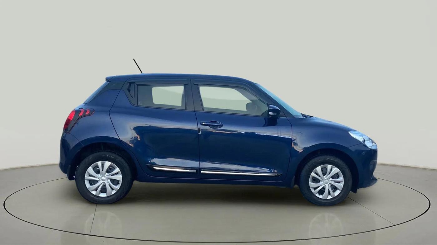 2022 Maruti Swift VXI, Petrol, Manual, 25,426 km, Right Side View