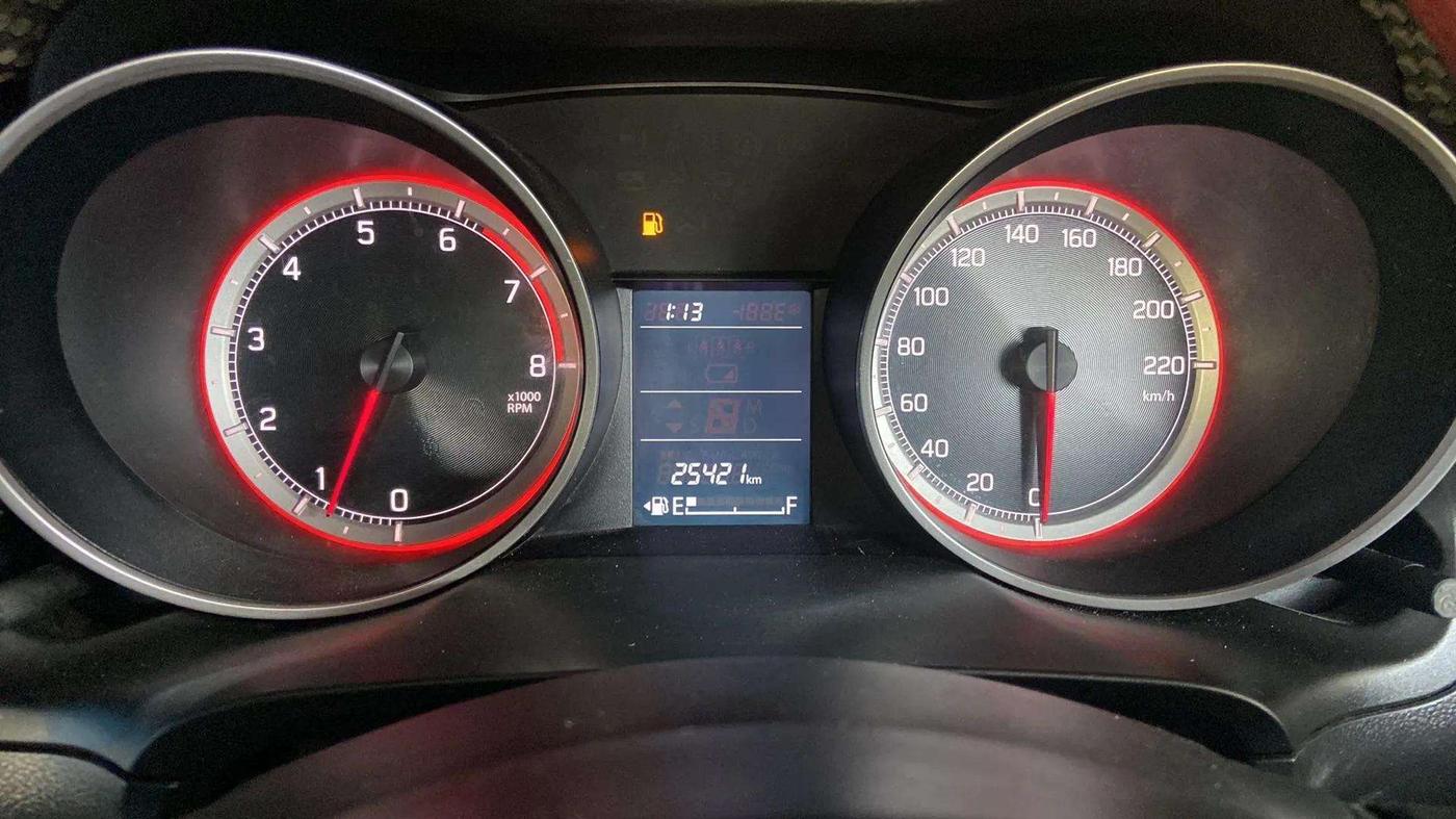 2022 Maruti Swift VXI, Petrol, Manual, 25,426 km, Odometer Image
