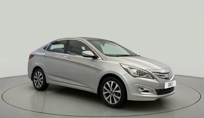 2015 Hyundai Verna FLUIDIC 4S 1.6 VTVT S(O), Petrol, Manual, 64,106 km, Right Front Diagonal