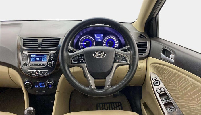 2015 Hyundai Verna FLUIDIC 4S 1.6 VTVT S(O), Petrol, Manual, 64,106 km, Steering Wheel Close Up