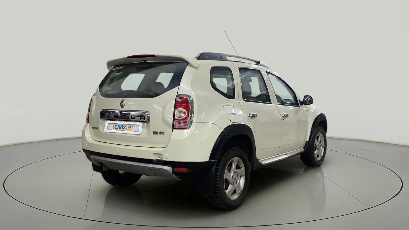 2014 Renault Duster 85 PS RXL PLUS DIESEL, Diesel, Manual, 97,696 km, Right Back Diagonal