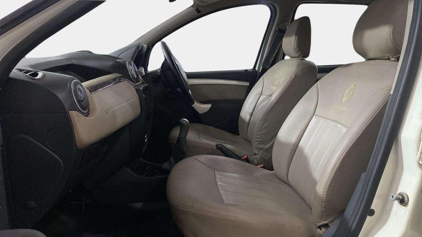 2014 Renault Duster 85 PS RXL PLUS DIESEL, Diesel, Manual, 97,696 km, Right Side Front Door Cabin